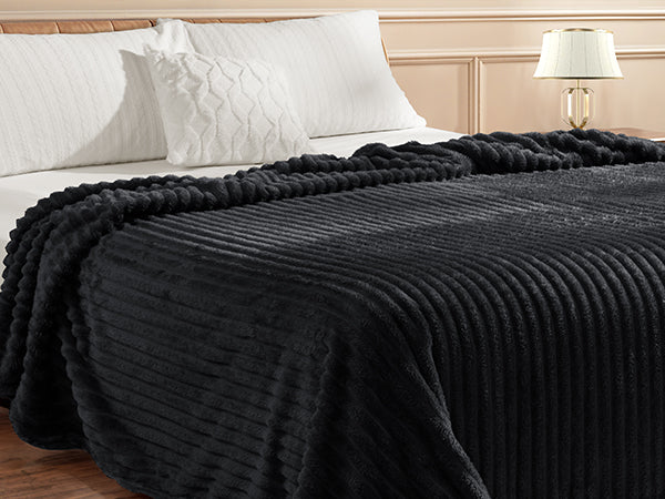 Thickened Striped Flannel Blanket