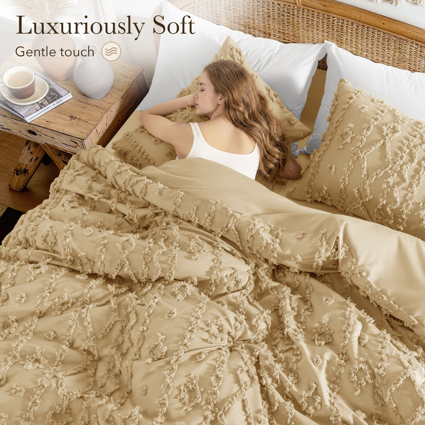 3 Piece Tufted Boho Comforter Set