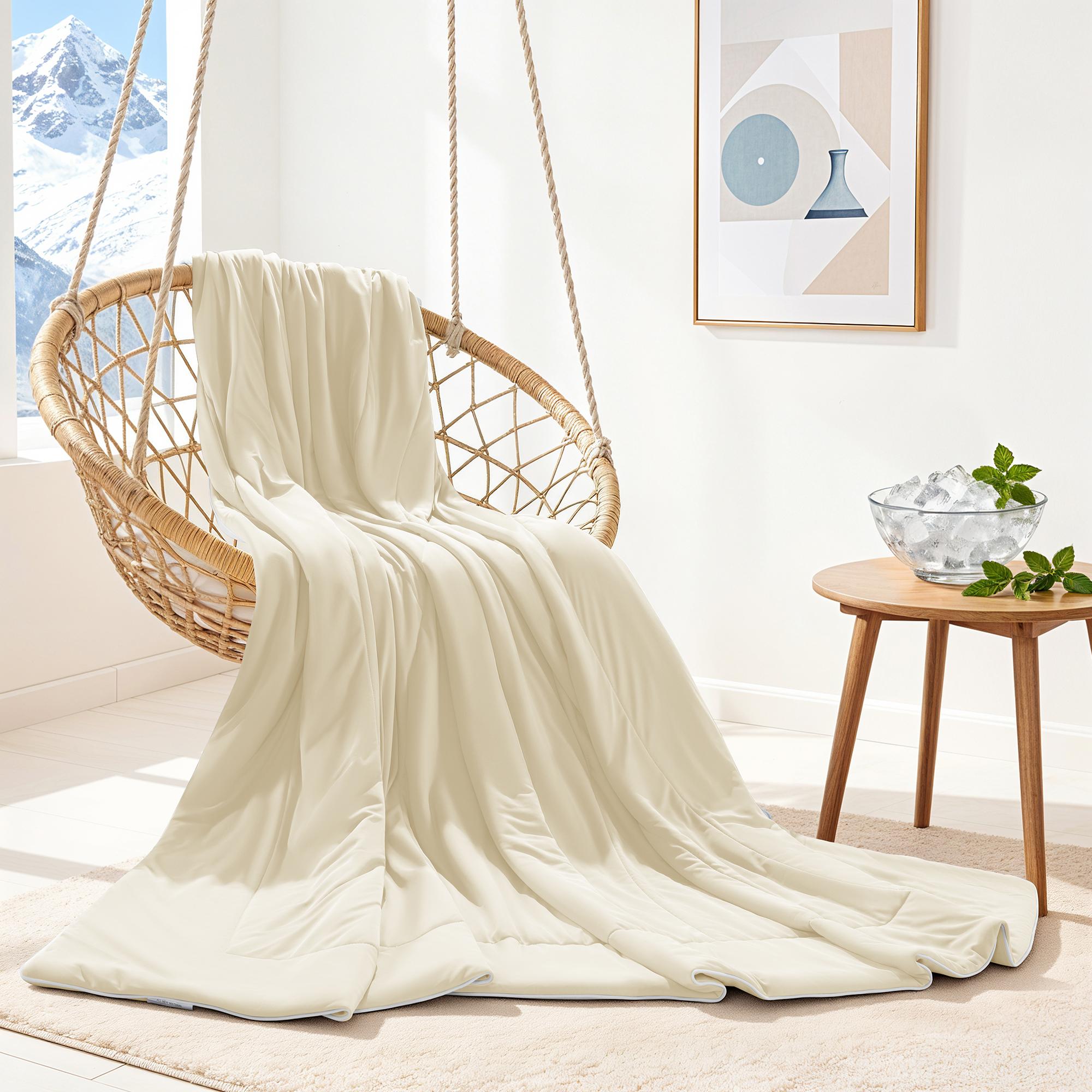 Arc-Chill Cooling Comforter